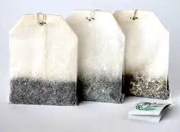مرگ خاموش در فنجان چای! | هشدار درباره عوارض خطرناک چای کیسه‌ای