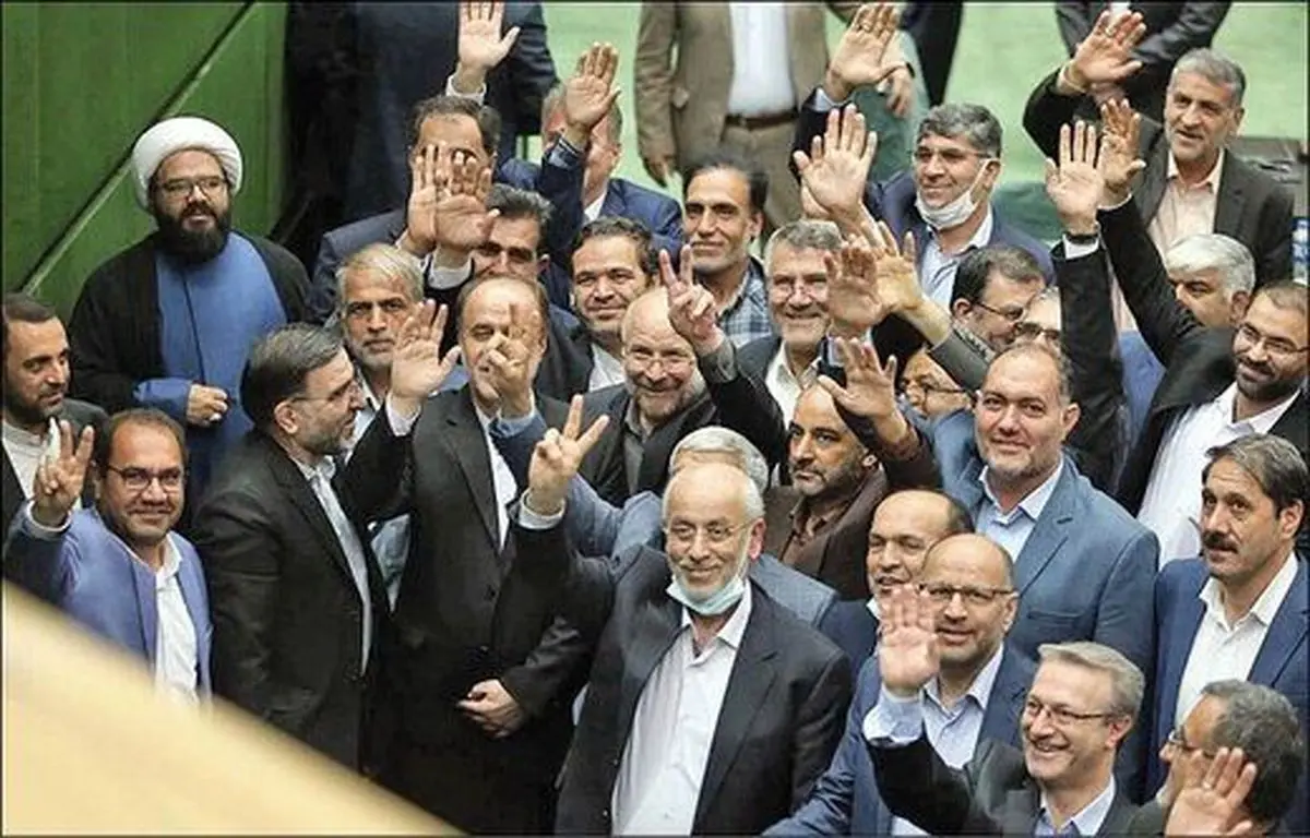آقایان مجلسی راه حل بلد نیستید، باعث گرانی بیشتر هم می شوید!