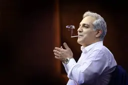 مدیری در دورهمیِ حاشیه‌ها!