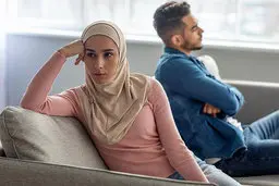 10 رفتار آزاردهنده آقایان که به شدت خانم ها را کلافه می کند!