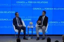 قطر: ایران حق توسعه برنامه هسته‌ای صلح‌آمیز خود را دارد
