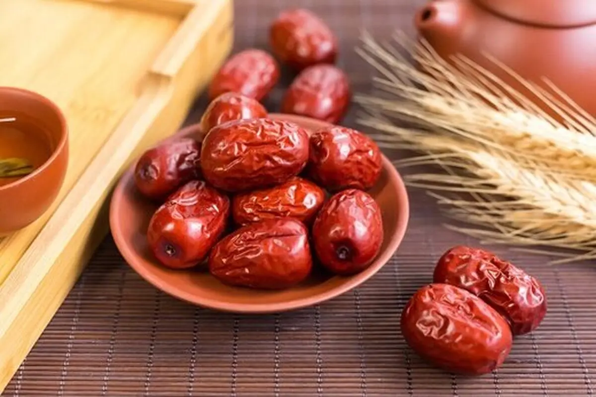 آیا از خواص عناب اطلاعی دارید؟ | از درمان سرماخوردگی تا کنترل فشار خون!