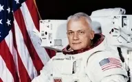 اولین فضانوردی که بدون تسمه ایمنی به فضا رفت درگذشت