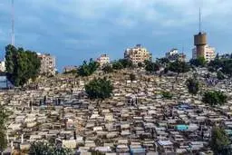 غزه جایی که حتی جای برای مردگان هم نیست! | گشتن به دنبال قبر در نوار غزه