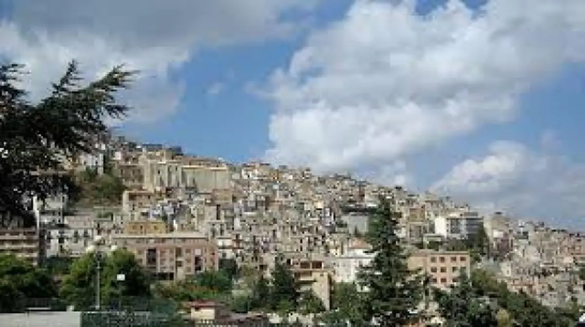 یک شهر در ایتالیا برای جذب ساکنان جدید خانه رایگان اهدا می‌کند