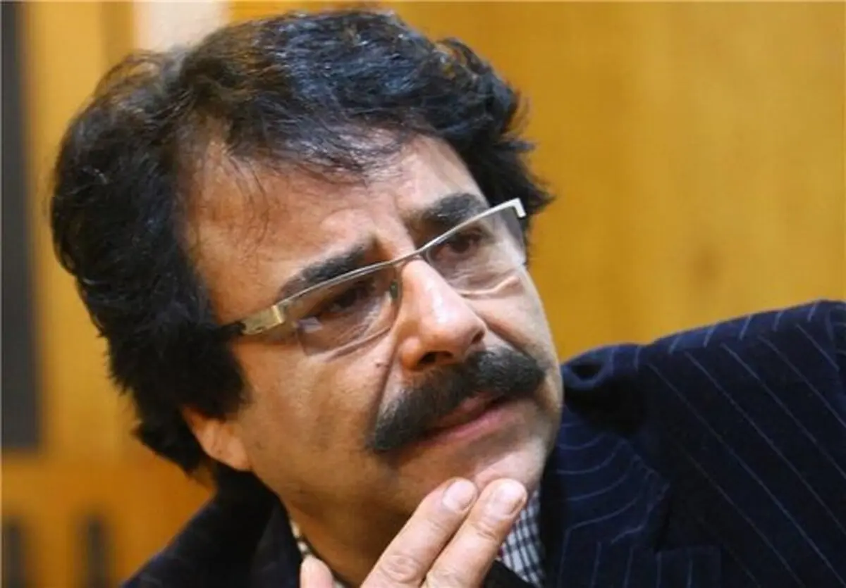 قطعه علیرضا افتخاری با دکلمه‌ای از سردار شهید سلیمانی