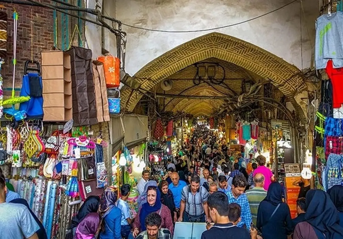 ایرانیان سختی را تحمل می کنند ولی تسلیم دشمن نمی شوند