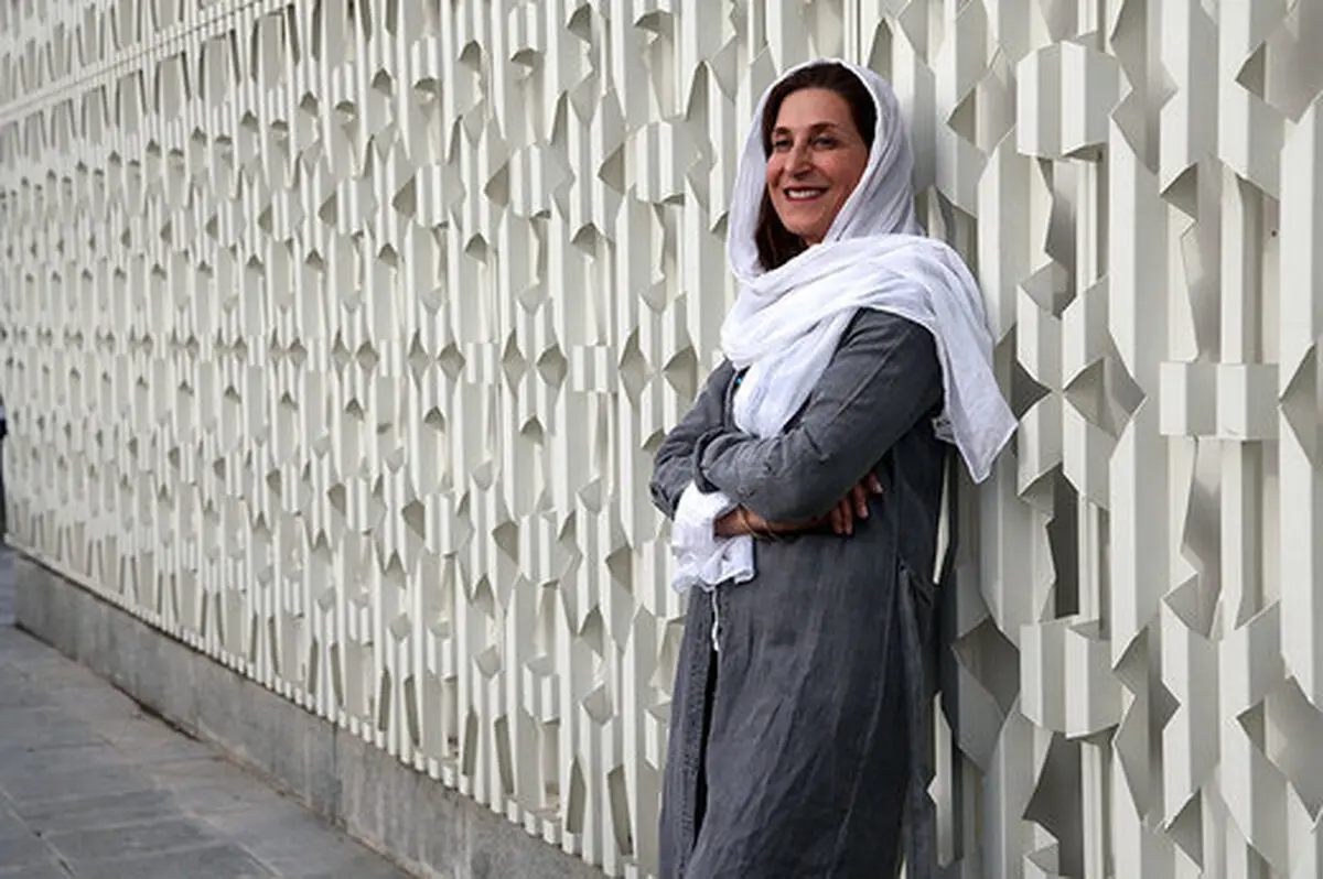 رونمایی از گریم فاطمه معتمد آریا در «مجبوریم» رضا درمیشیان
