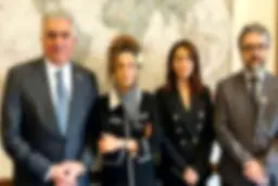 اسرار گروه اپوزیسیون ایران لو رفت! | از شاهزاده پهلوی تا نازنین بنیادی!