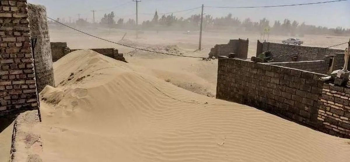 گردوغبار| ۶۷روستای شهرستان ریگان در محاصره شدید گردوغبار و طوفان شن