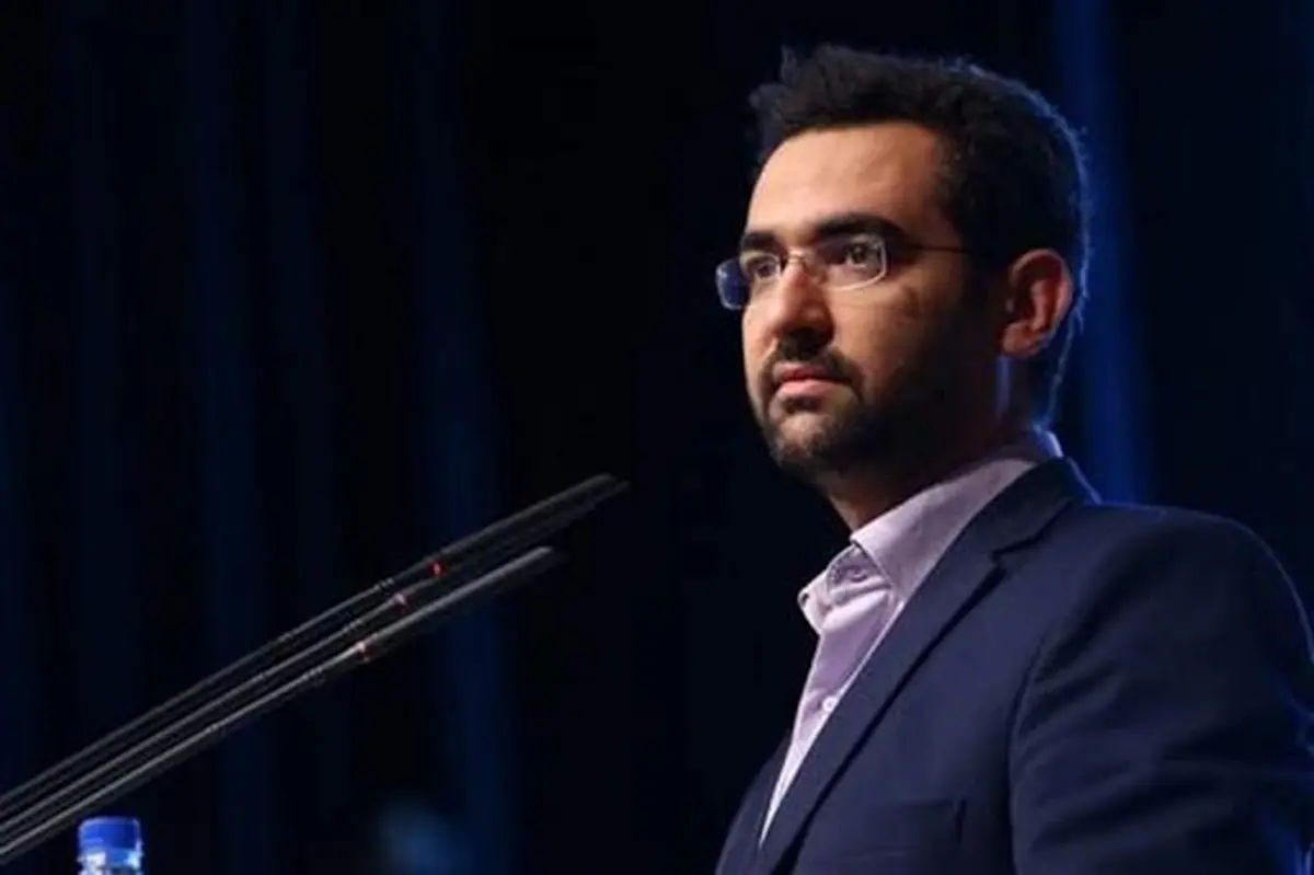 
آذری جهرمی: پدر خوانده‌های سیاسی سنگ جلوی پای جوانان نیندازند