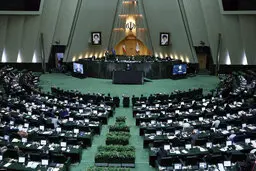 
طرح حمایت از حقوق کاربران در فضای مجازی به مرکز پژوهش ها بازگشت
