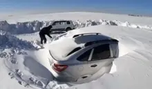 بارش عجیب برف در کازان روسیه | حجم زیاد برف، مردم روسیه را غافلگیر کرد +ویدئو 