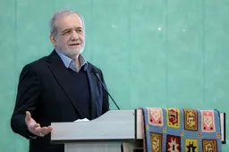 پزشکیان: تا می‌خواهیم اصلاحات انجام بدهیم صدای ویژه‌خوارها و رانت‌خوارها بلند می‌شود + ویدئو 