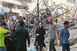 اقدام خیرخواهانه ای که در متروپل جهانی شد! | پیامِ نخلی که در متروپل زنده 