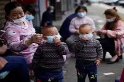 خطرناک بودن استفاده از ماسک برای کودکانِ زیر دو سال