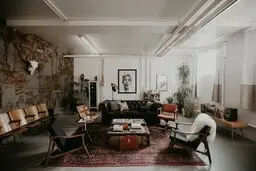 قالیشویی رو فراموش کن! | با این ترفند تمیز کردن فرش‌ها مثل آب خوردن میشه +ویدئو