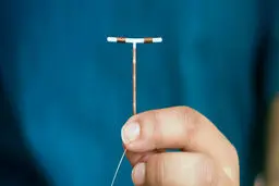 خطرات جبران ناپذیر دستگاه ضد بارداری | خانم‌ها از خطرات این دستگاه مطلع باشید