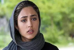 گلشیفته فراهانی پورن استار است! حمله‌ی مجری سلطنت‌طلب به گلشیفته فراهانی!+ویدئو 