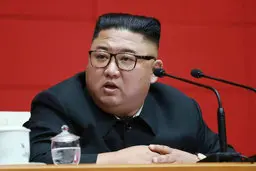 
انتقادات کم سابقه رهبر کره‌شمالی  |   اهداف برنامه ۵ ساله اقتصادی محقق نشده
