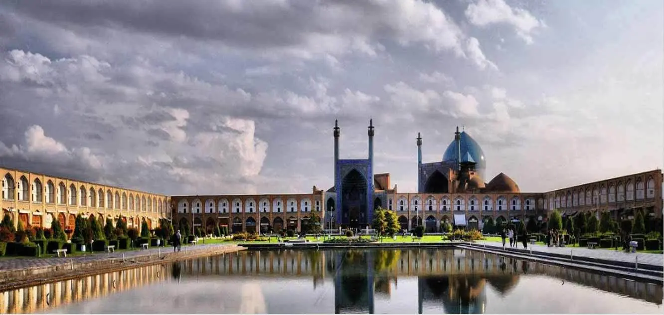 زیبا ترین میدان تاریخی ایران را بشناس | تاریخچه میدان نقش جهان | وجه تسمیه این میدان چیست؟