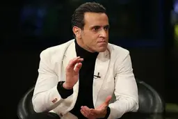 بعد از فردوسی‌پور این بار به علی کریمی مجوز ندادند