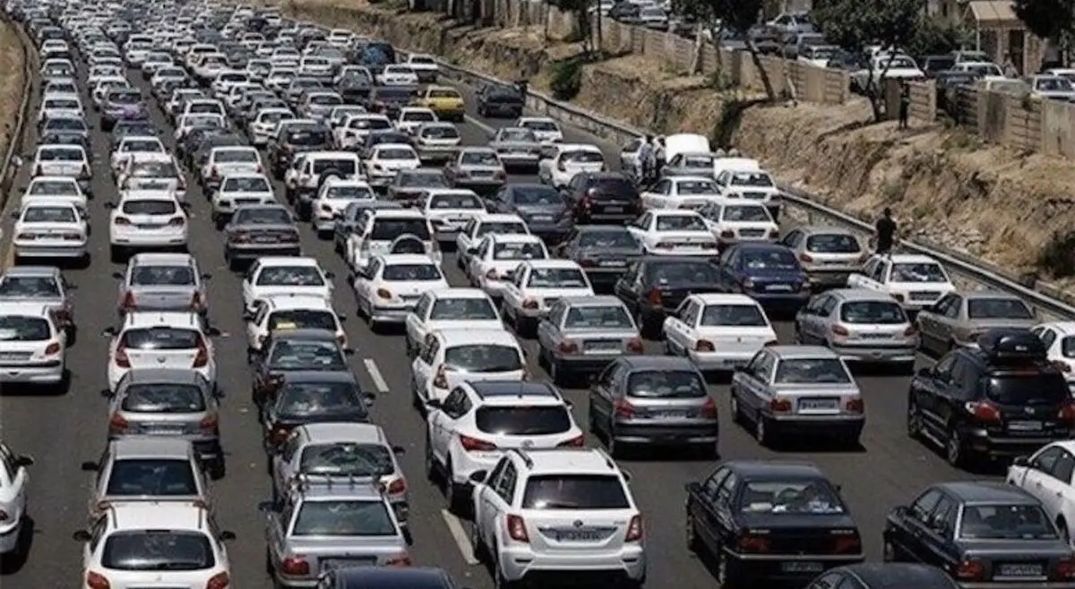 
ترافیک سنگین در مسیر شمال به تهران
