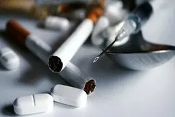 زندگی زیر نقاب | گزارشی از افزایش اعتیاد رفتاری در جامعه