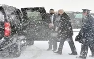 برف سنگین، بایدن را ۳۰ دقیقه در هواپیما حبس کرد