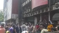  حضور پرتعداد دلالان و فروشندگان تلفن همراه تقلبی در مقابل علاالدین