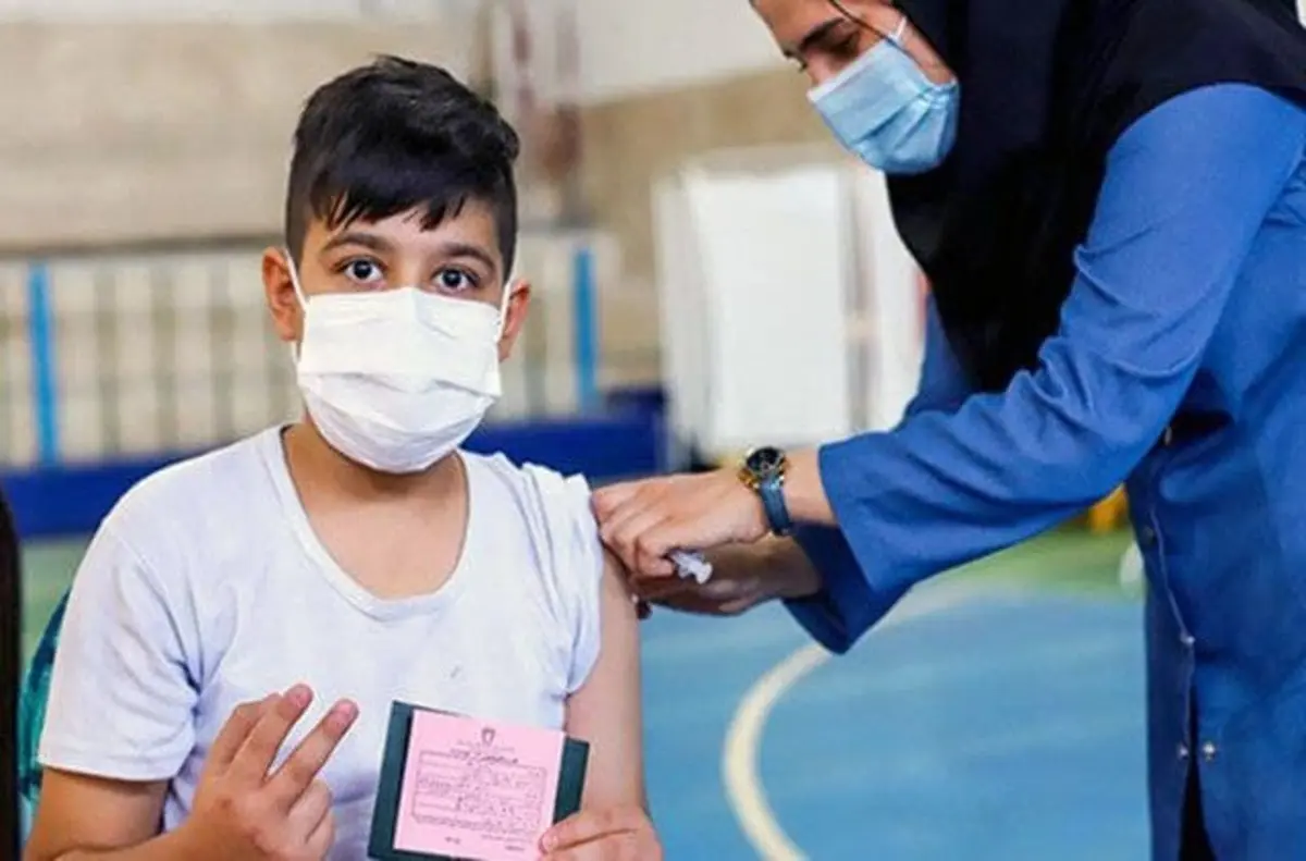  توصیه وزارت بهداشت درباره واکسیناسیون کودکان زیر ۱۲  |  خانواده‌ها دست نگه‌ دارند 