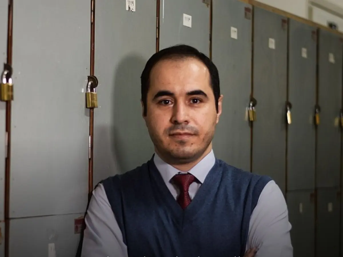 حسین رونقی آزاد شد
