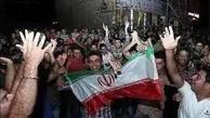 جشن صعود تیم‌ملی به جام جهانی در میدان ولیعصر تهران+ویدئو