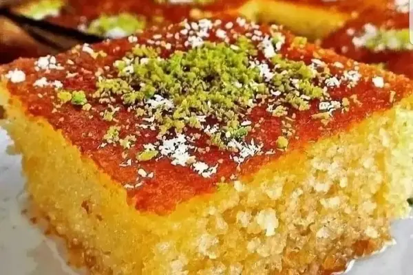 طرز تهیه کیک باقلوا با فوت و فن | دیگه واسه کیک باقلوا تو کافه کلی پول نده + ویدیو 