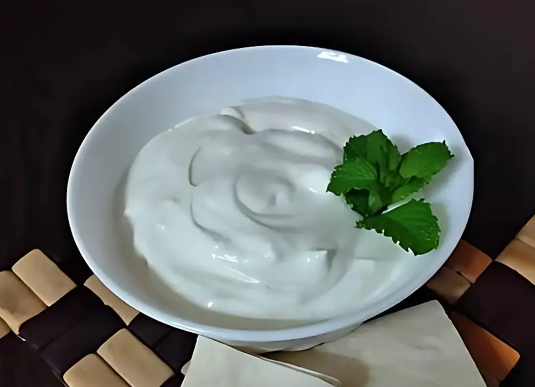 خودت توی خونه ماست چکیده درست کن، عالی میشه | طرز تهیه ماست سفت و چکیده فوق العاده خوشمزه در منزل + نکات طلایی