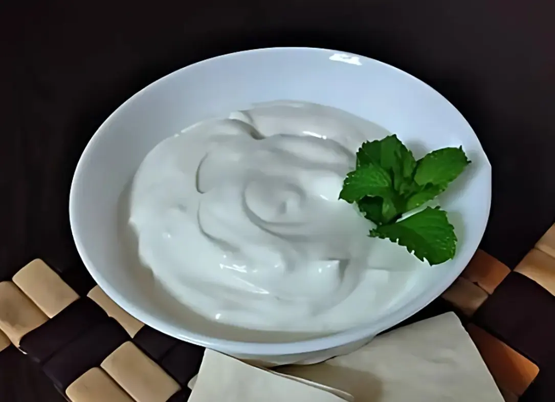 خودت توی خونه ماست چکیده درست کن، عالی میشه | طرز تهیه ماست سفت و چکیده فوق العاده خوشمزه در منزل + نکات طلایی
