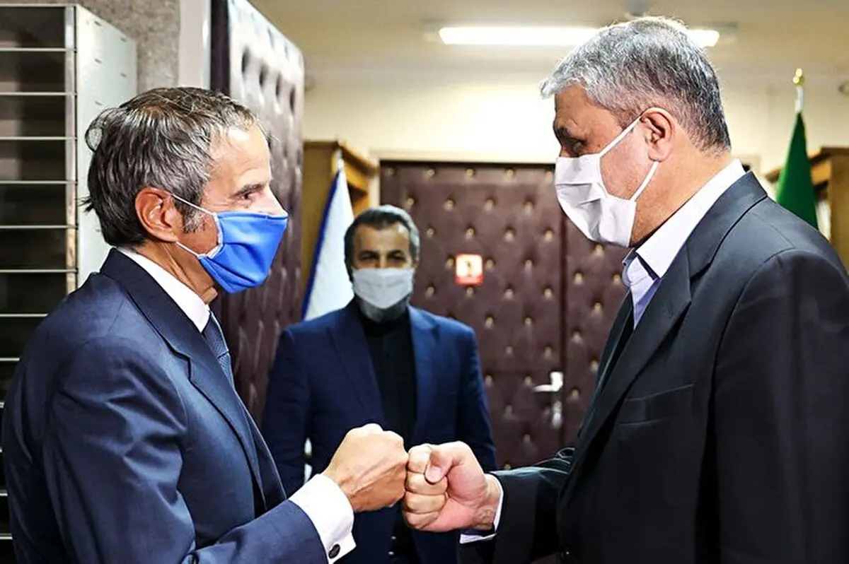 
توافق با آژانس؛ از «ابن الوقت» ها تا «فرزند زمان خویشتن» ها
