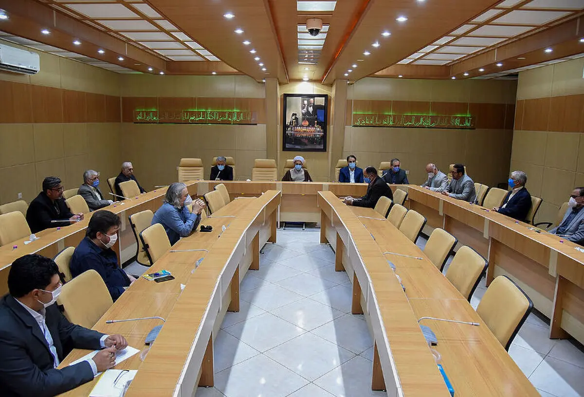 امام جمعه شیراز: برای ساحت فرهنگ و هنر در فارس برنامه مدونی وجود ندارد 