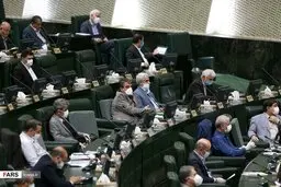  فاصله گذاری اجتماعی در صحن علنی مجلس رعایت نشد
