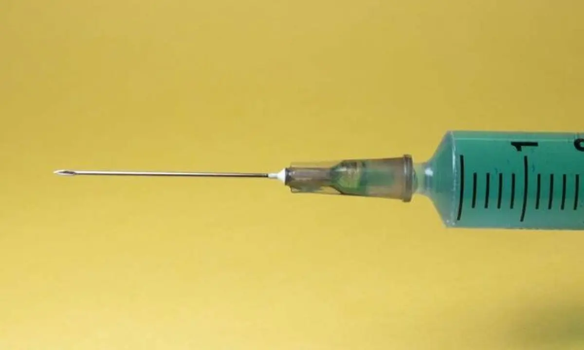 از "اثربخشی" تا "موارد ممنوعیت تزریق" | همه‌چیز درباره واکسن روسی کرونا 