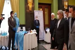 بازدید روحانی از یک نمایشگاه ضدکرونایی