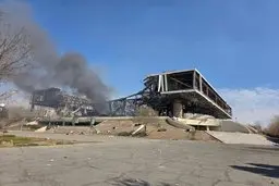 اصابت موشک به ورزشگاه آزادی تهران 