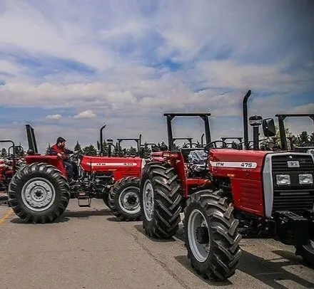 قاچاق  ۷ هزار تراکتور ایرانی به خارج کشور 