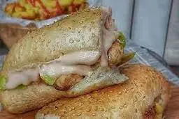 “ساندویچ مرغ و پنیر”، وعده ای لذت بخش و سبک