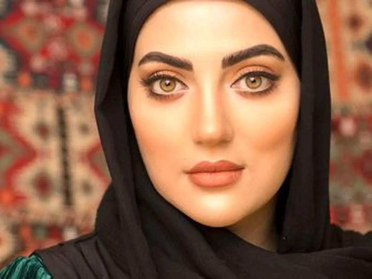 تیپ خاص هلیا امامی در میان حوض آب +عکس 