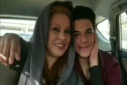 تصویری از آرین پسر کوچک نسرین مقانلو سر مزار برادرش + عکس
