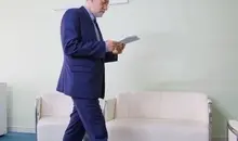 علی لاریجانی عازم مسقط شد