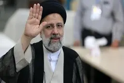 رئیس جمهور وارد خوزستان شد