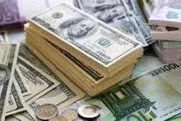 دلار خریدن تا پایان سال اشتباه است