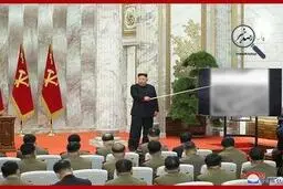 حضوریافتن رهبر کره شمالی در نشستی نظامی پس از سه هفته غیبت